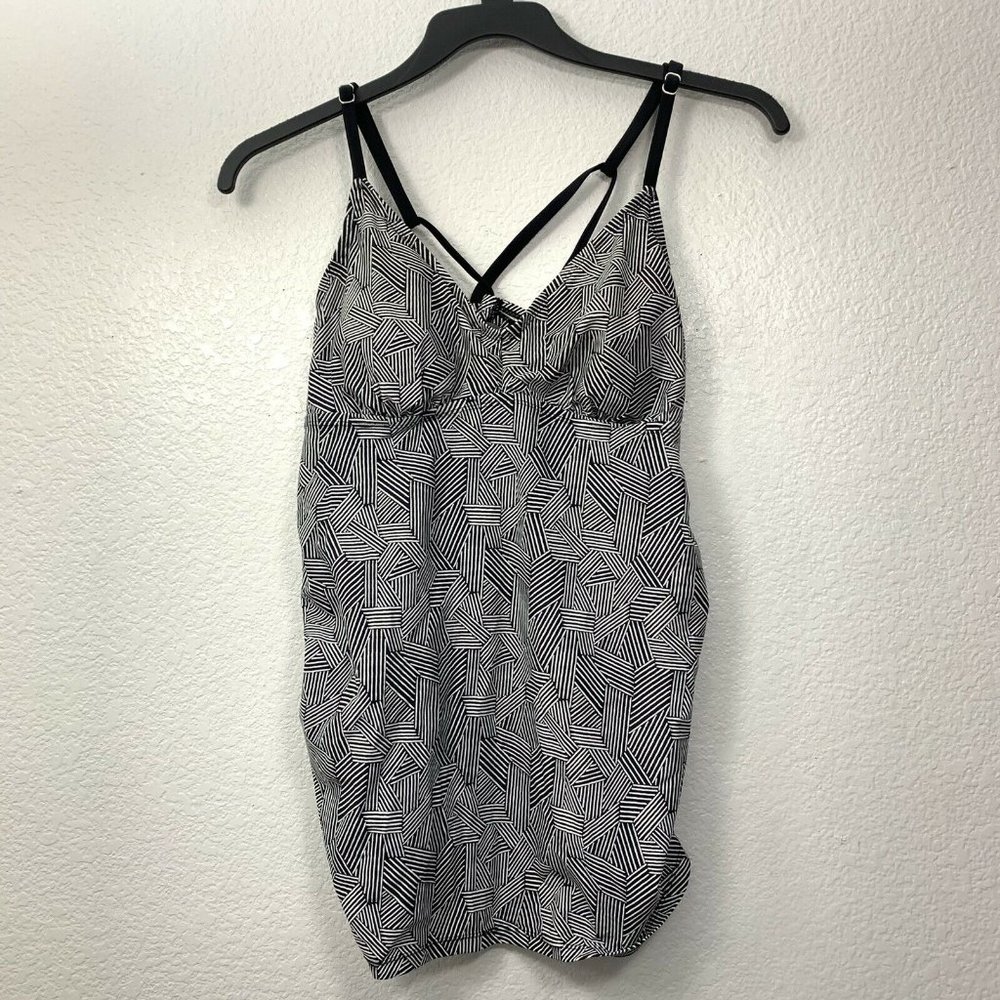 Isabel Maternity Geometric Tankini Swim Top Criss Cross Back